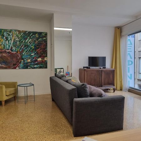 Delfini Home Plaka/Acropolis Athens Phòng bức ảnh